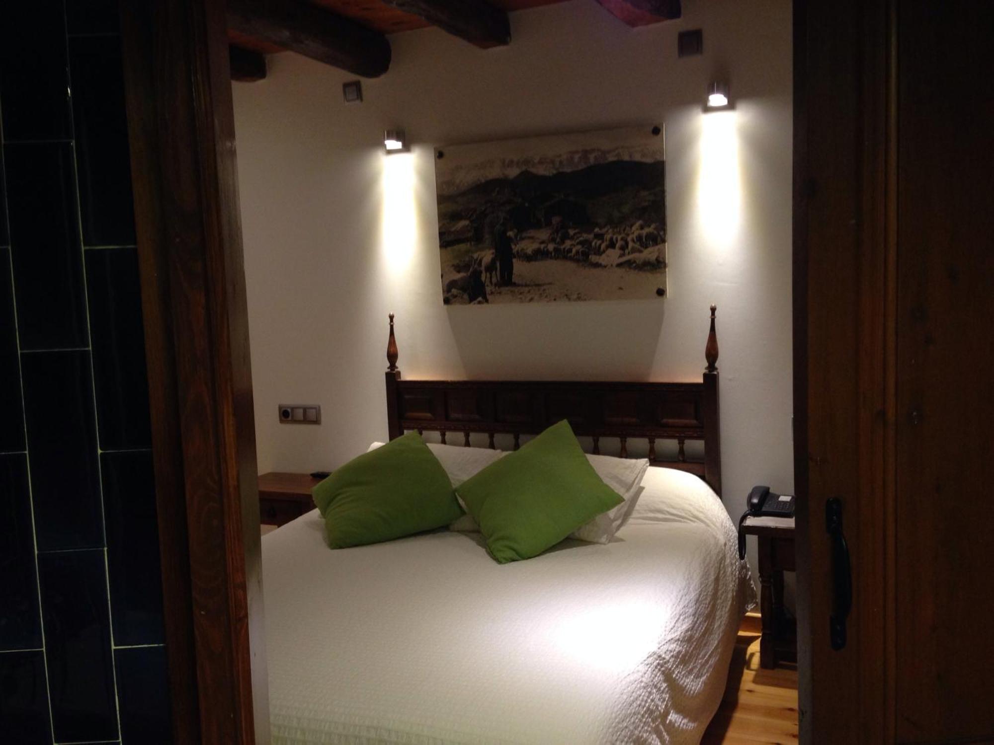 Hotel Can Borrell Meranges الغرفة الصورة