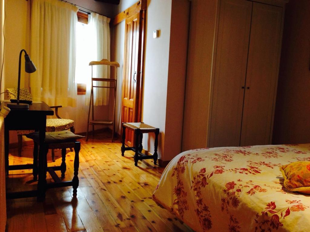 Hotel Can Borrell Meranges الغرفة الصورة